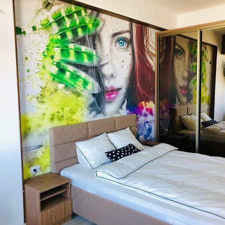 מאמאיה Hg Apartaments מראה חיצוני תמונה